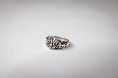 Fleur De Lis Ring